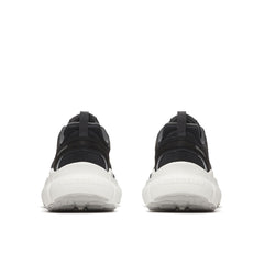 Women Clover Tech Sneaker - Low